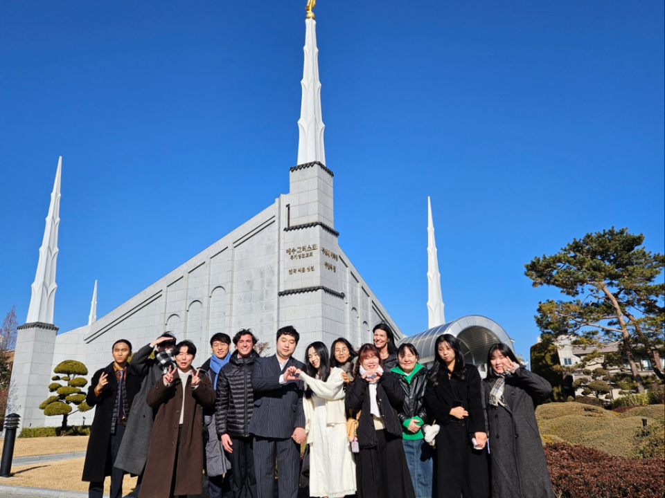 Daegu-Temple-visit-(3).jpeg