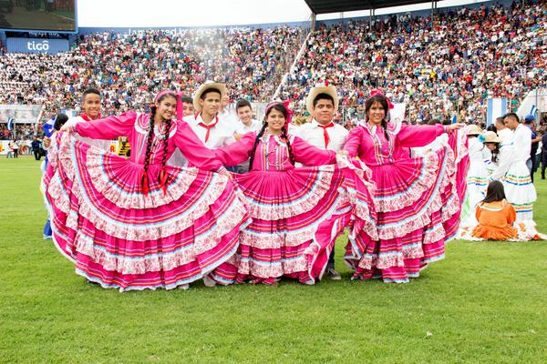 Honduras Youth celebrate2014